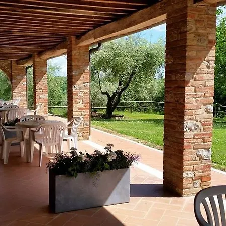 Madonna Della Sanita Sleeps 4 Pool Wifi Appartamento